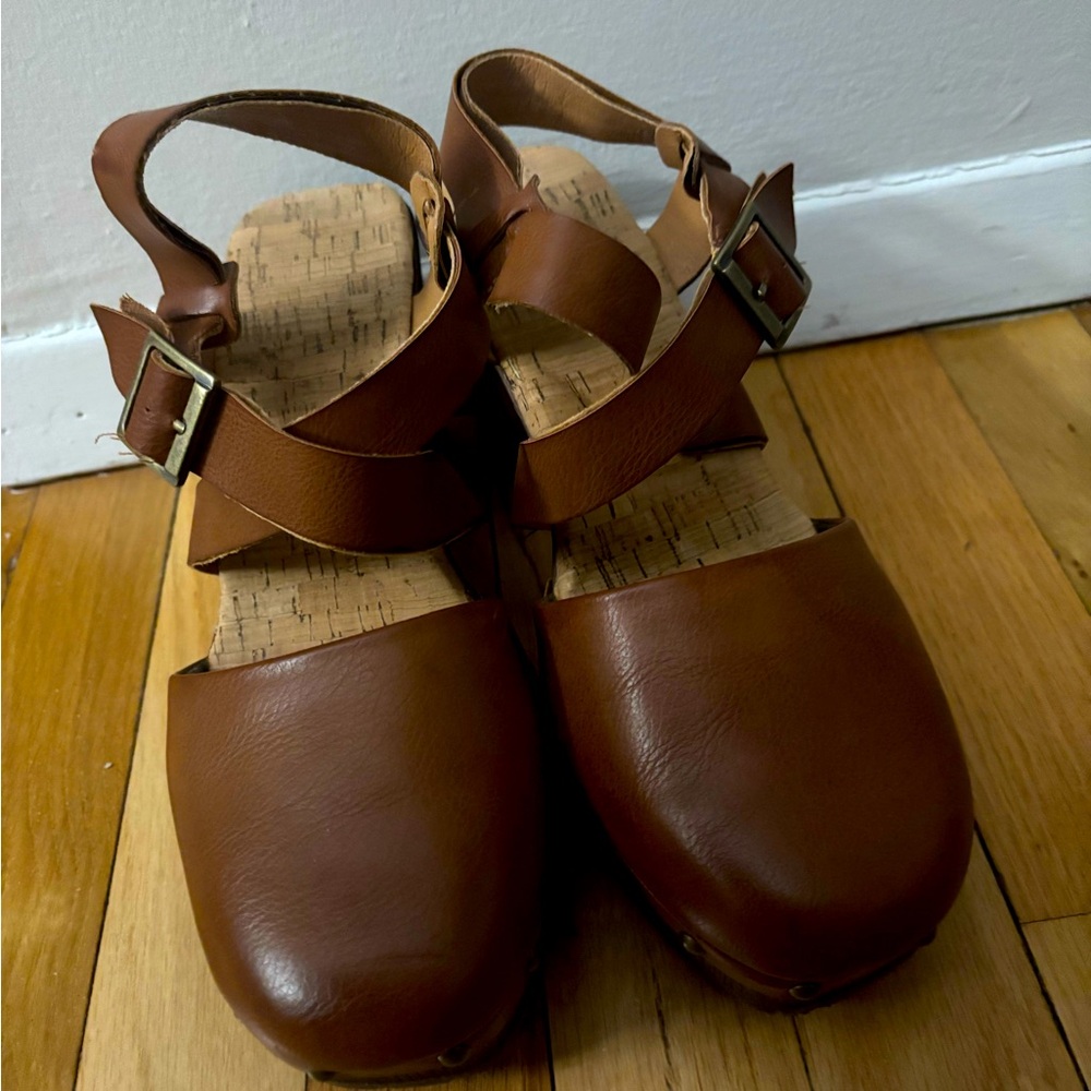 KORKS brand heels